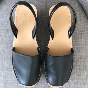 Kenneth Cole Reaction platform wedge sandals